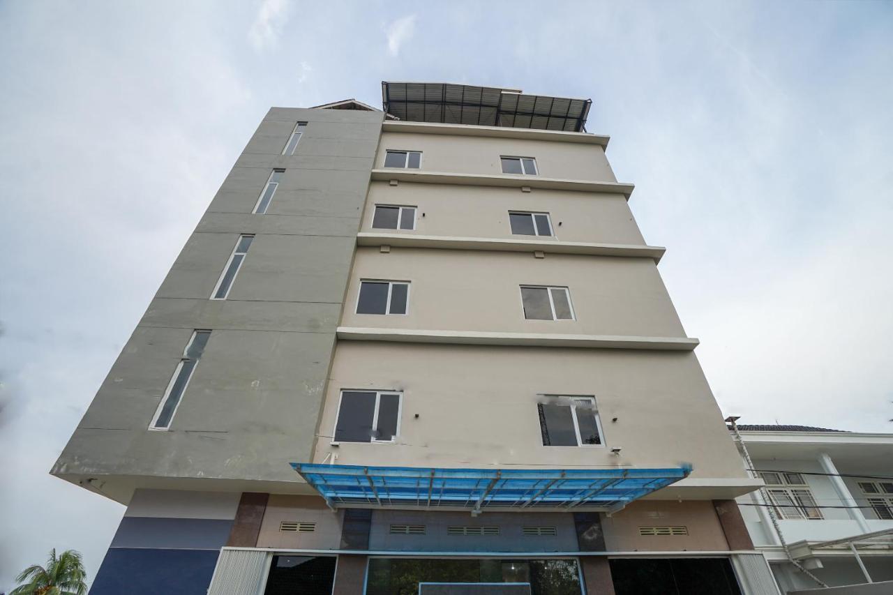 Oyo 616 Express Inn Palembang Dış mekan fotoğraf
