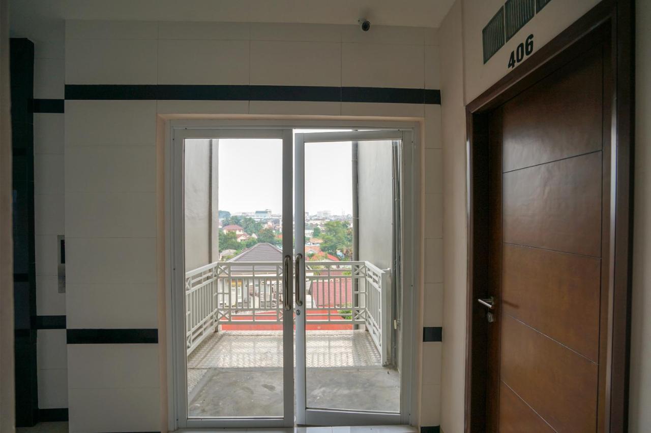 Oyo 616 Express Inn Palembang Dış mekan fotoğraf