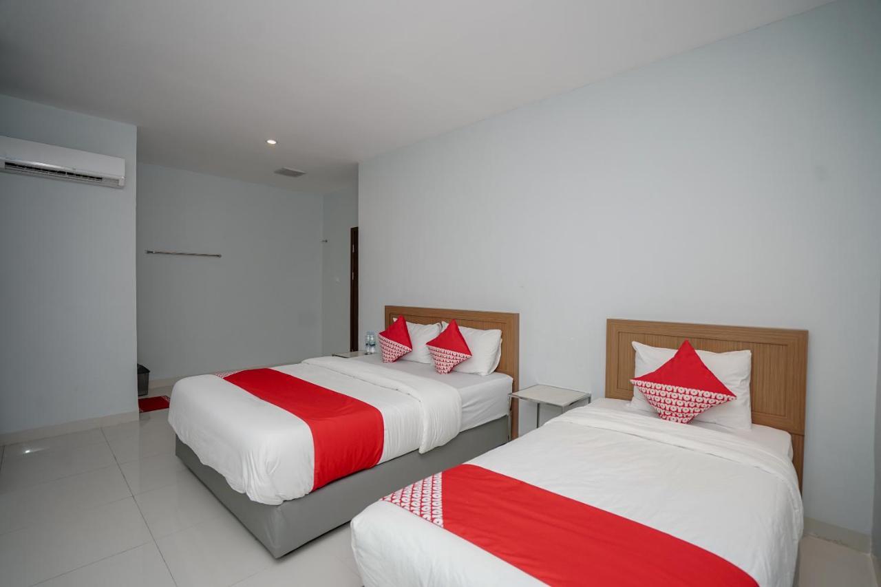 Oyo 616 Express Inn Palembang Dış mekan fotoğraf